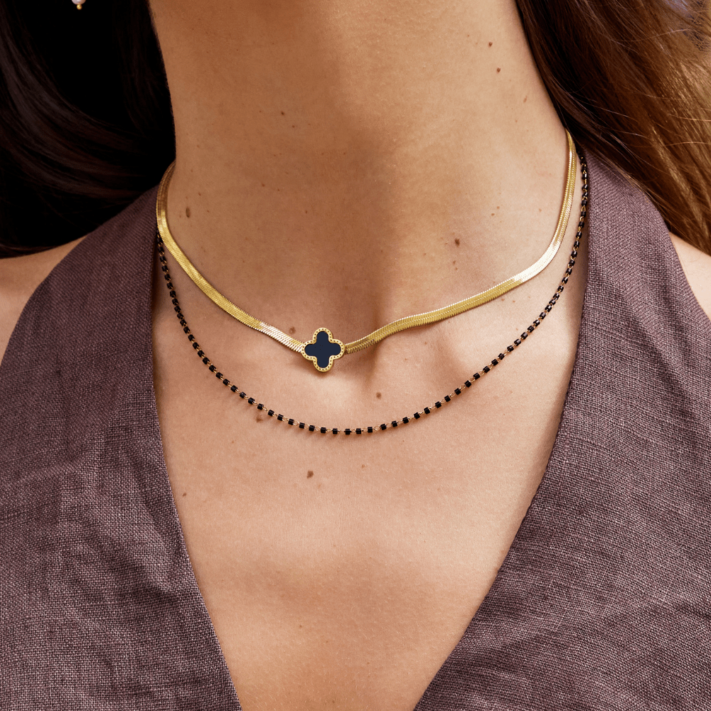 Azalea Lucky Clover Necklace - NAVALLINecklace