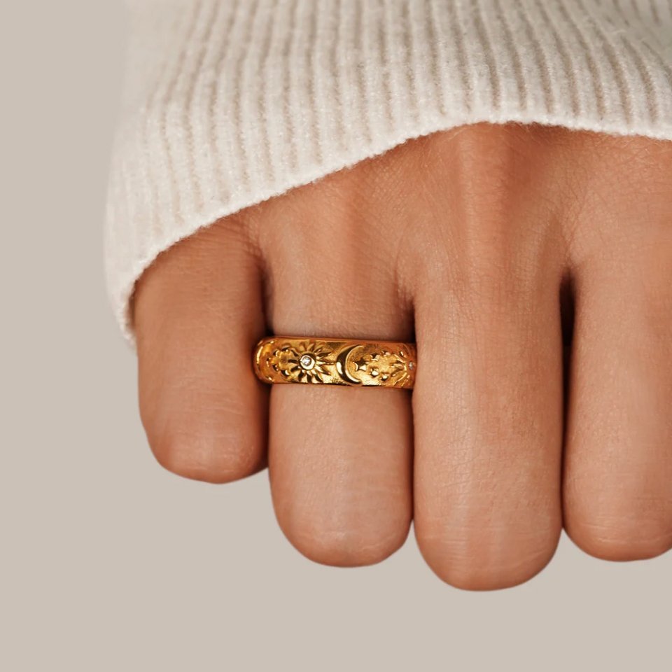 Elodie Celestial Gold Ring - NAVALLIRing