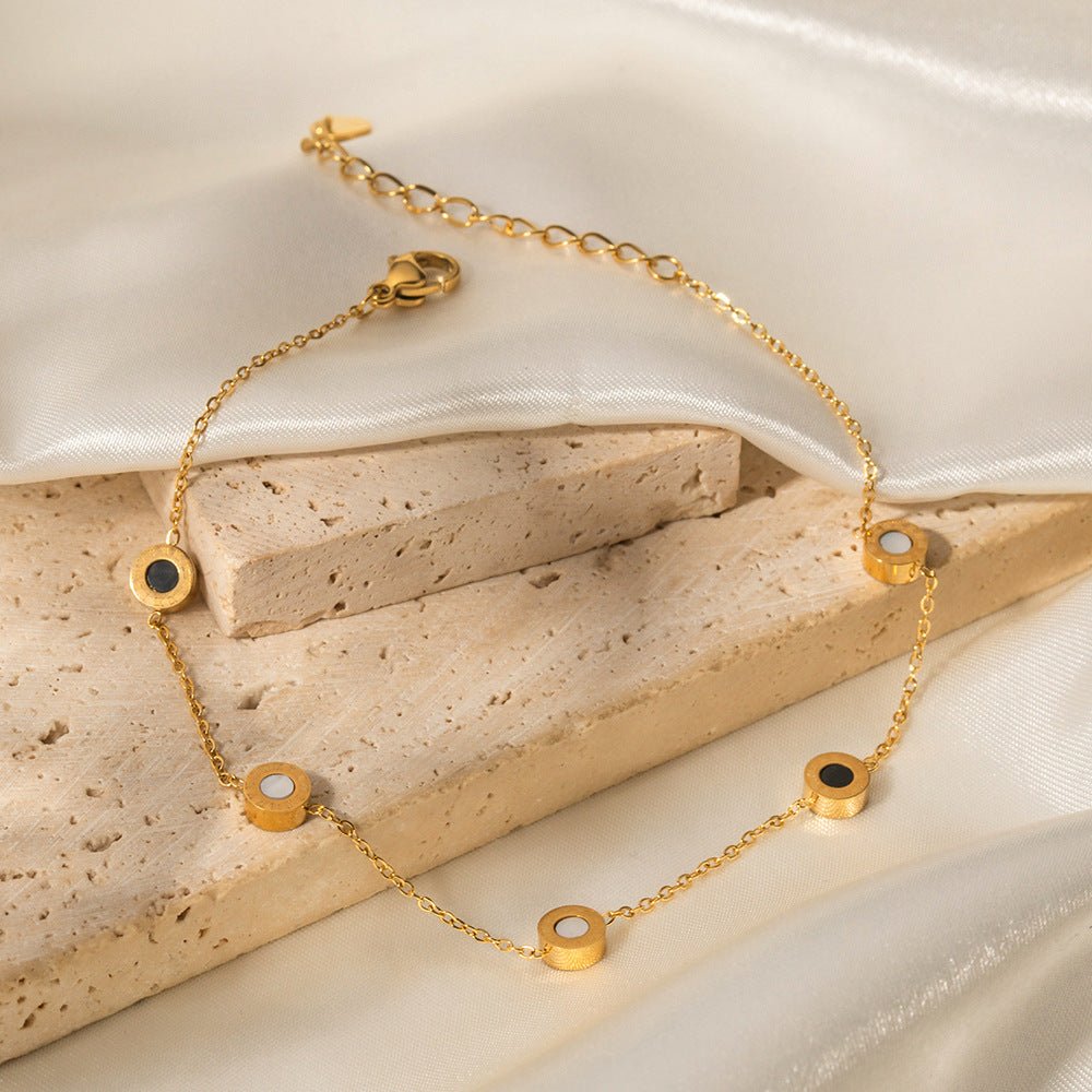 Elowen Dainty Gold Anklet - NAVALLI