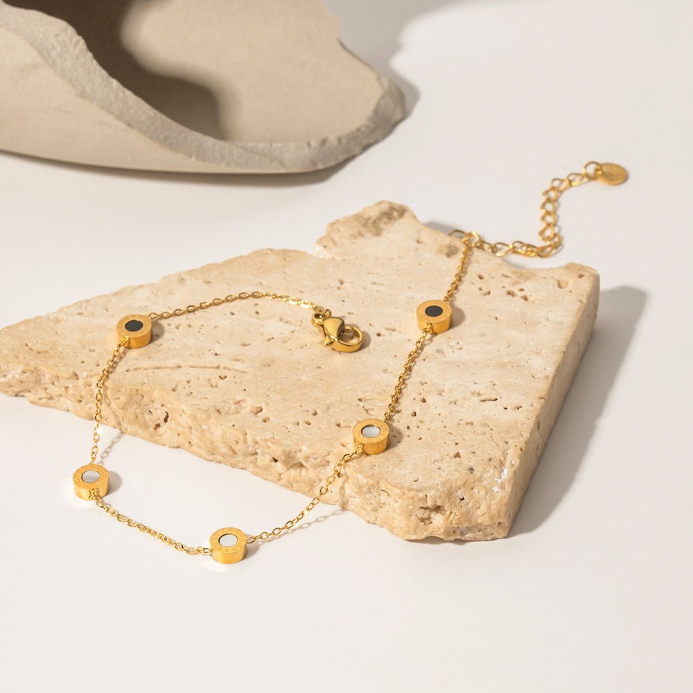 Elowen Dainty Gold Anklet - NAVALLI