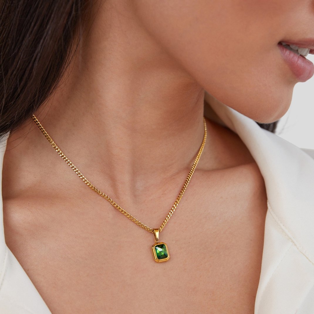 Emerald Glow Necklace - NAVALLINecklace