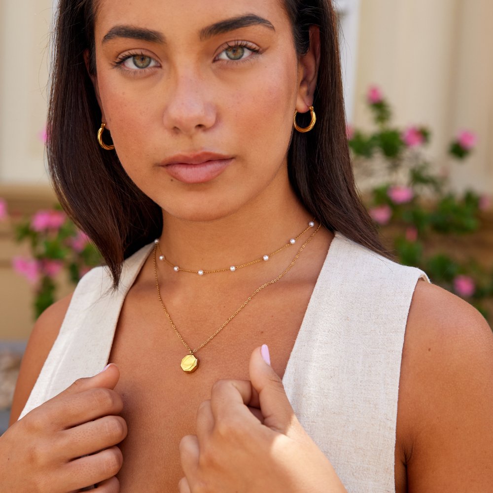 Ivella Pendant Necklace - NAVALLINecklace