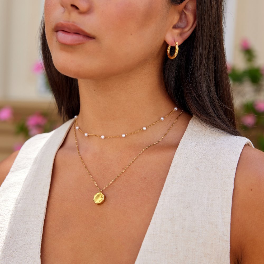 Ivella Pendant Necklace - NAVALLINecklace