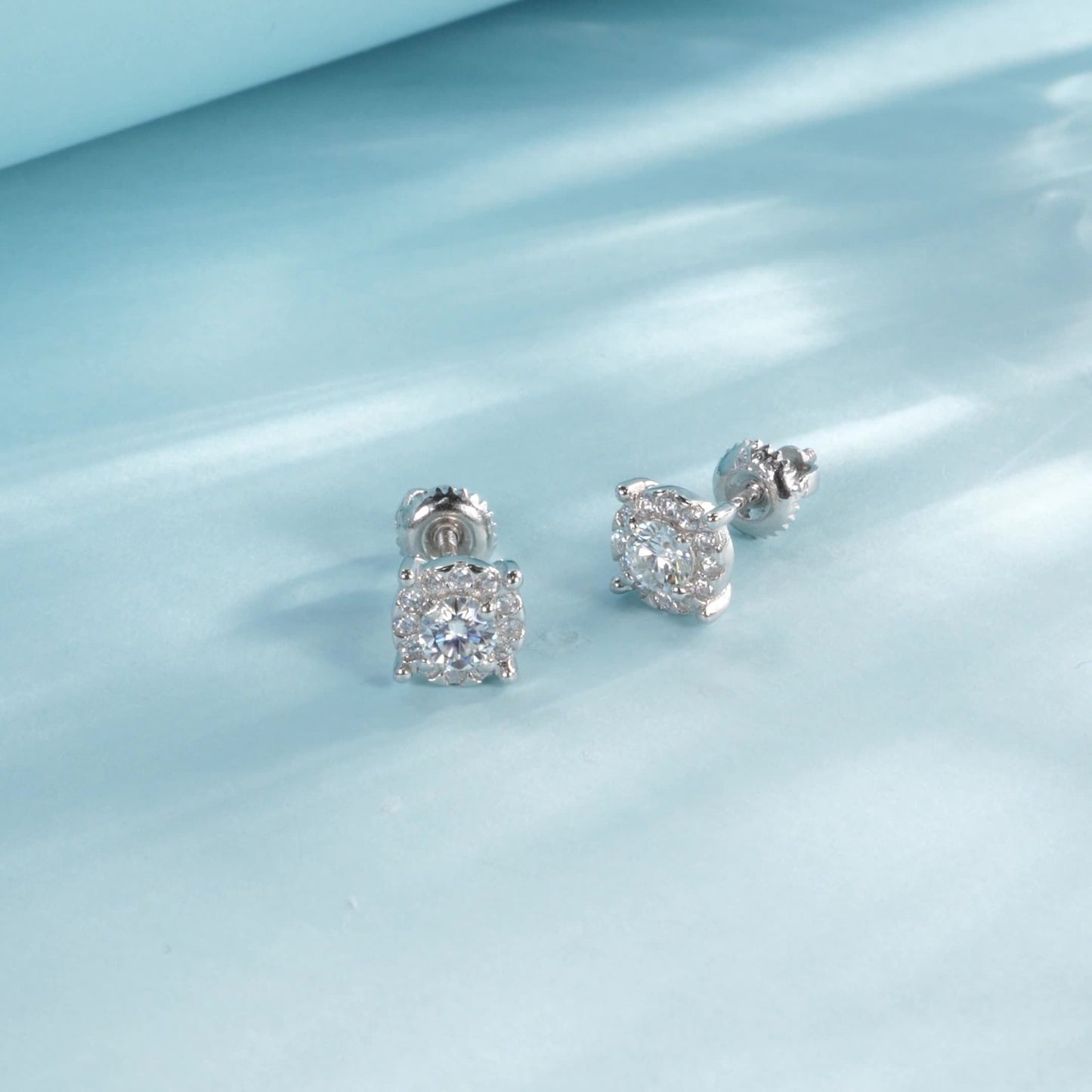 Noor Silver Stud Earrings - NAVALLI