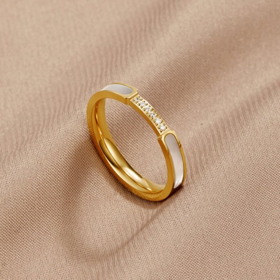 Ophelia Pearl Ring - NAVALLIRing
