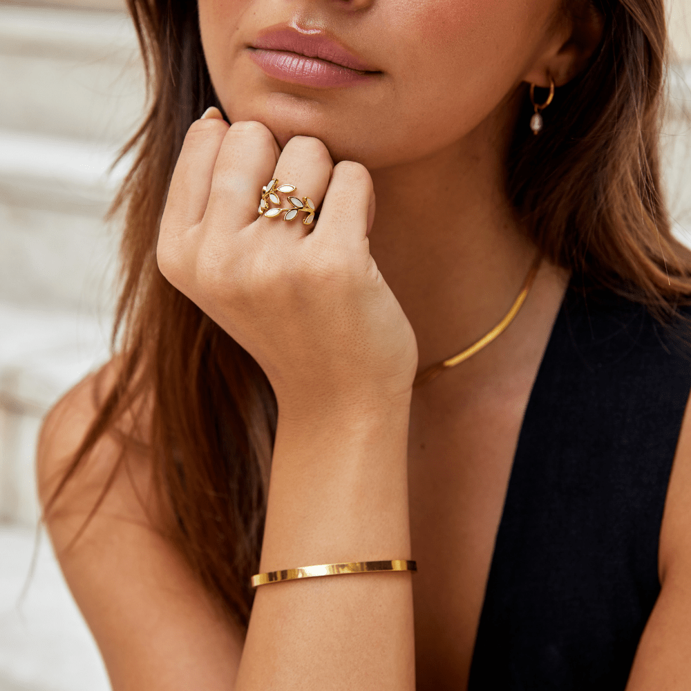 Rina Gold Bangle - My StoreBracelet