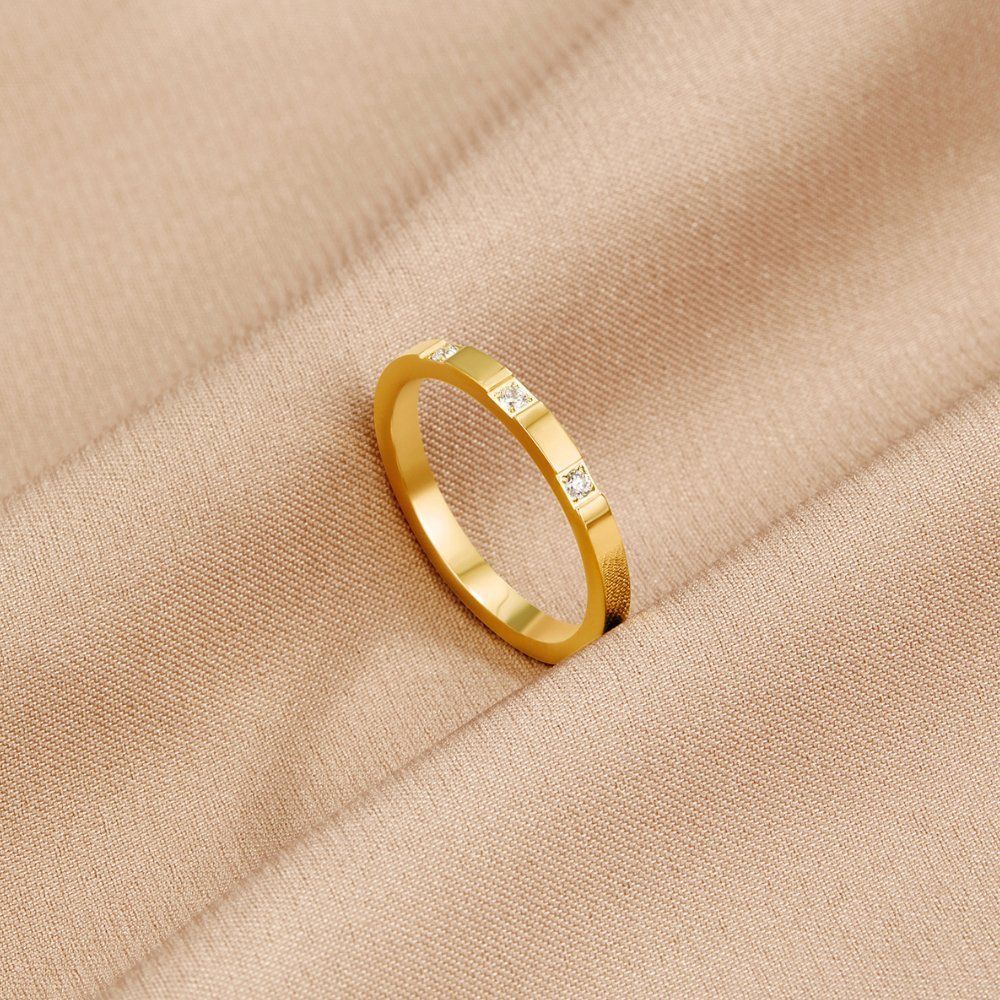 Xiomara Crystal Ring - NAVALLIRing