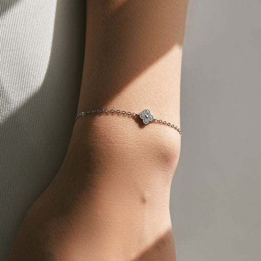 Aiko Silver Clover Bracelet - NAVALLI
