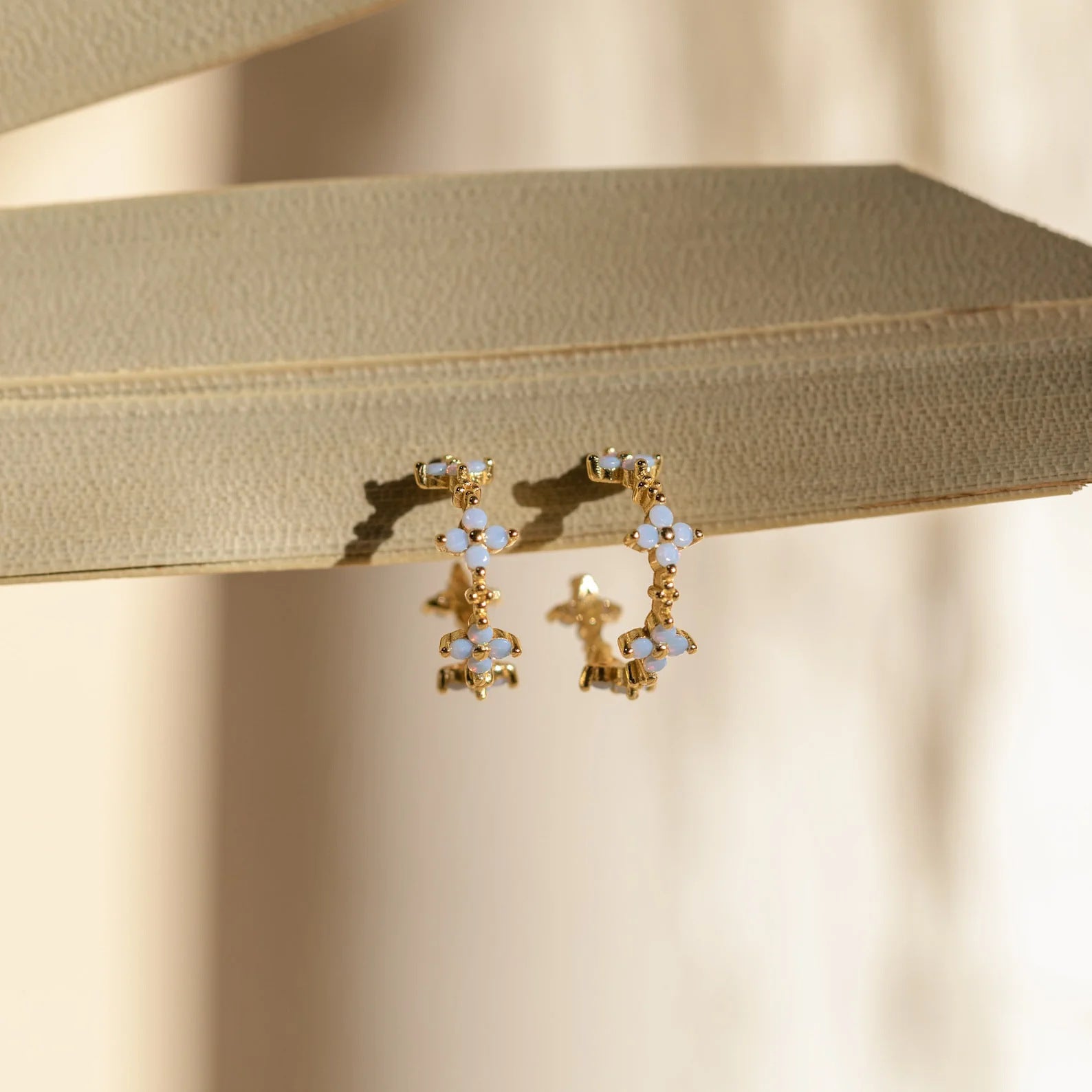 Alina Lucky Hoop - Gold - 2