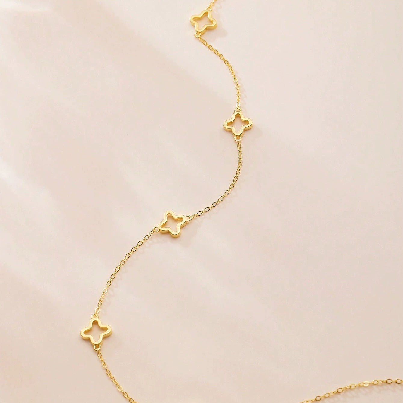 Anaïs Clover Necklace - Necklaces - Gold - 2