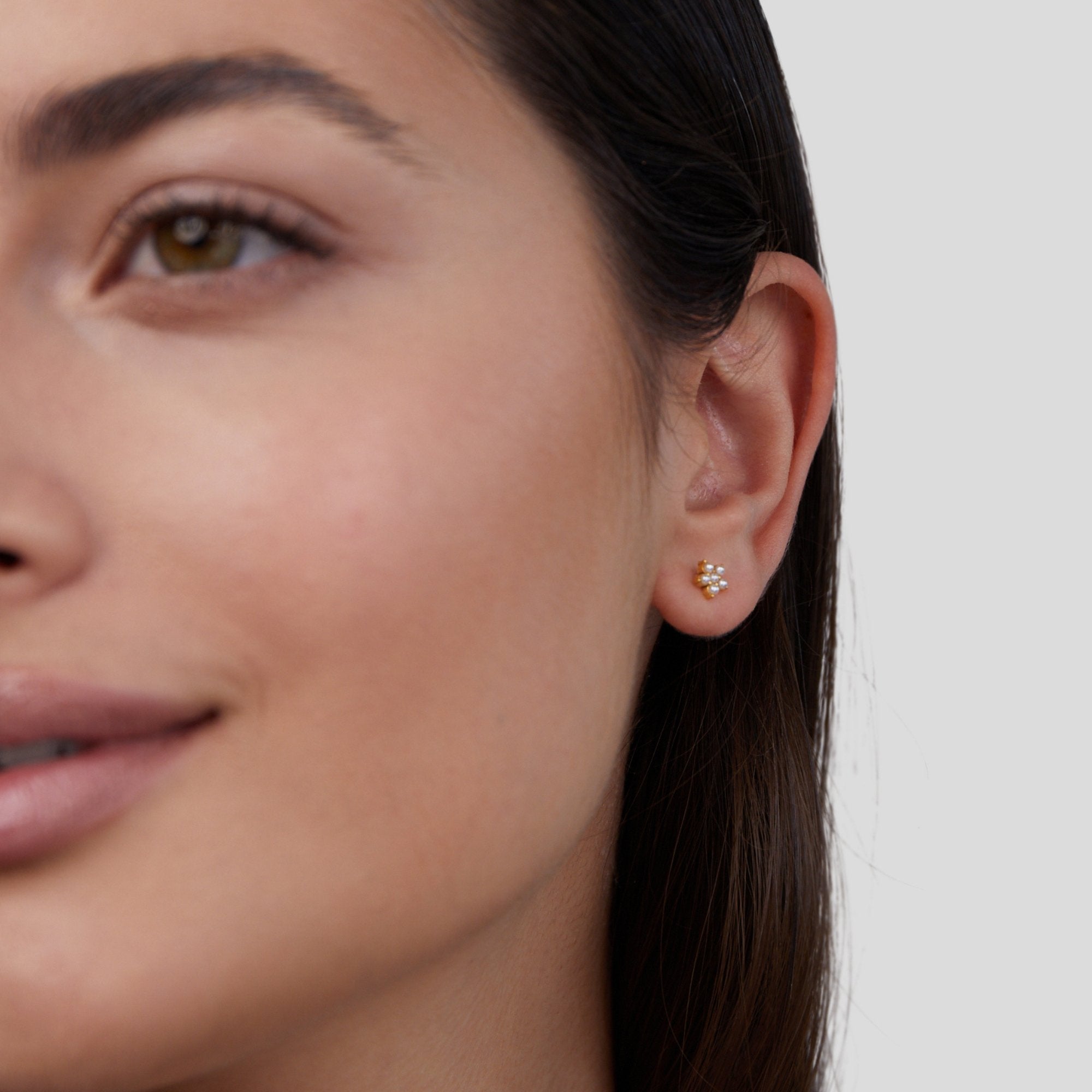 Blooming Pearl Petal Earrings - Earrings - 3