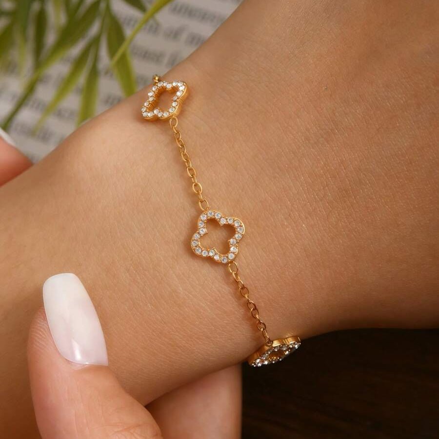 Celine Clover Bracelet - Gold - 2