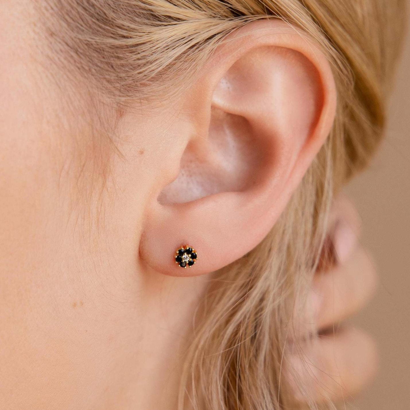 Cleo Flower Stud Earrings - Gold - 1