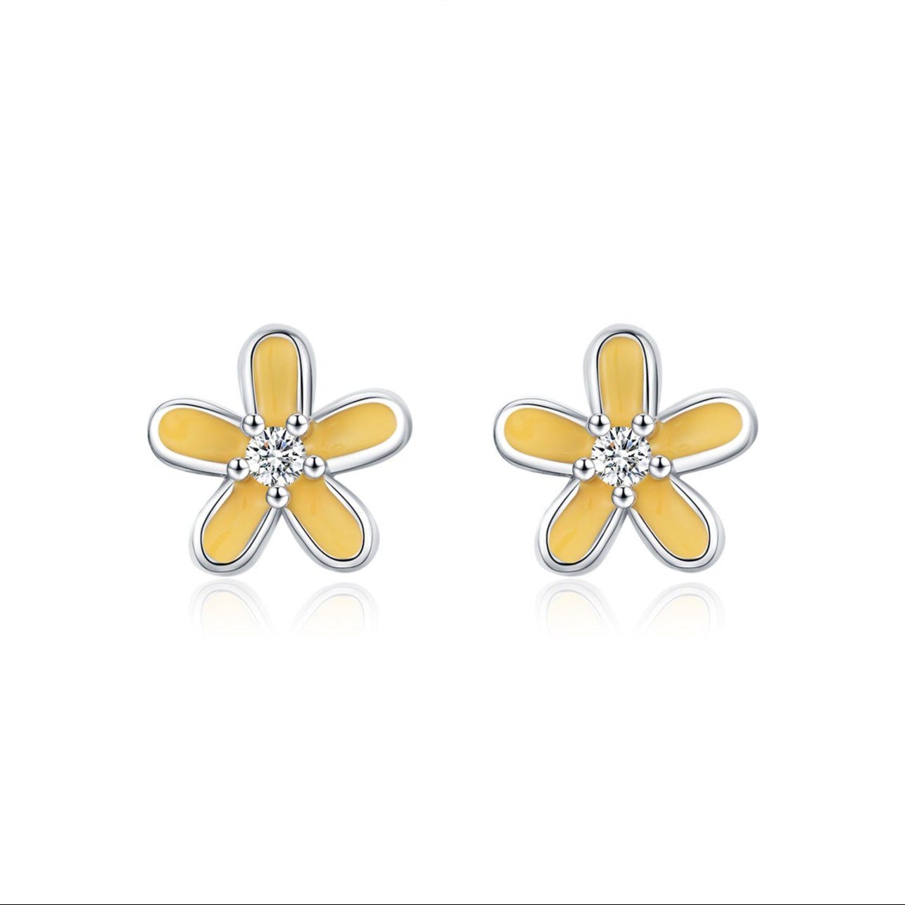Daisy Sterling Silver Studs - NAVALLI