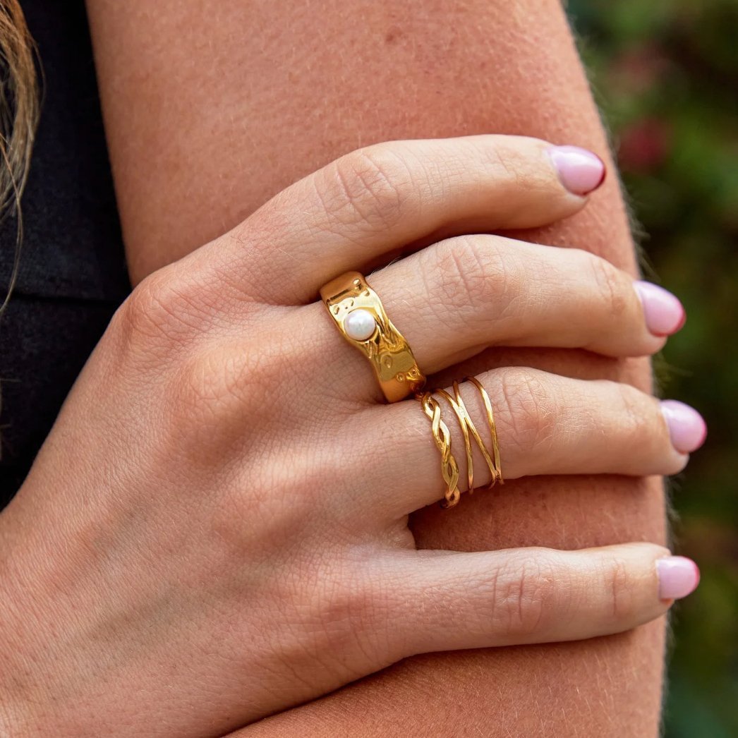 Delia Gold Ring - NAVALLIRing