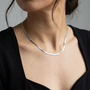 Leila Herringbone Necklace