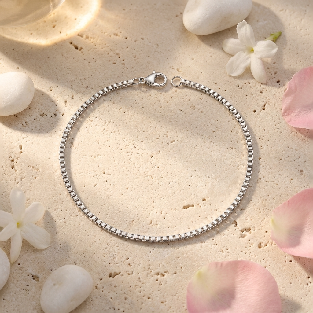 Inaya Gold Bracelet
