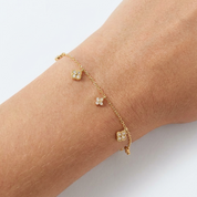 Élise Shine Charm Bracelet