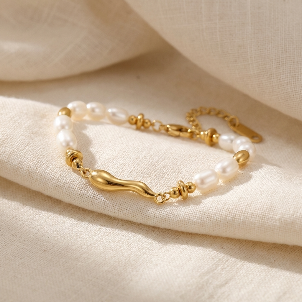 Elira Pearl Bracelet
