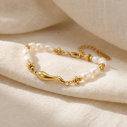 Elira Pearl Bracelet