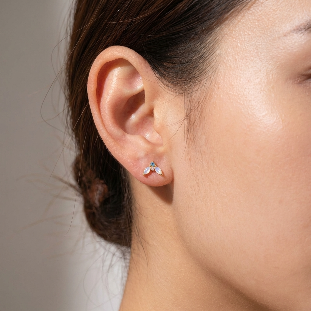 Lina Petite Studs