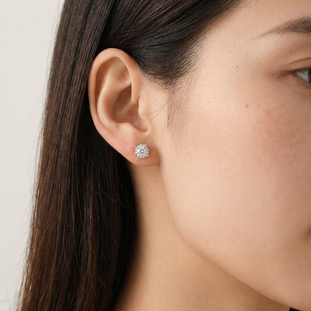 Noor Silver Stud Earrings