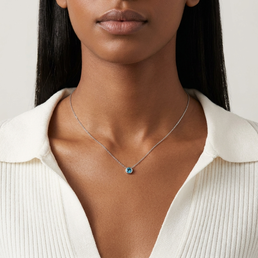 Amira Silver Pendant Necklace