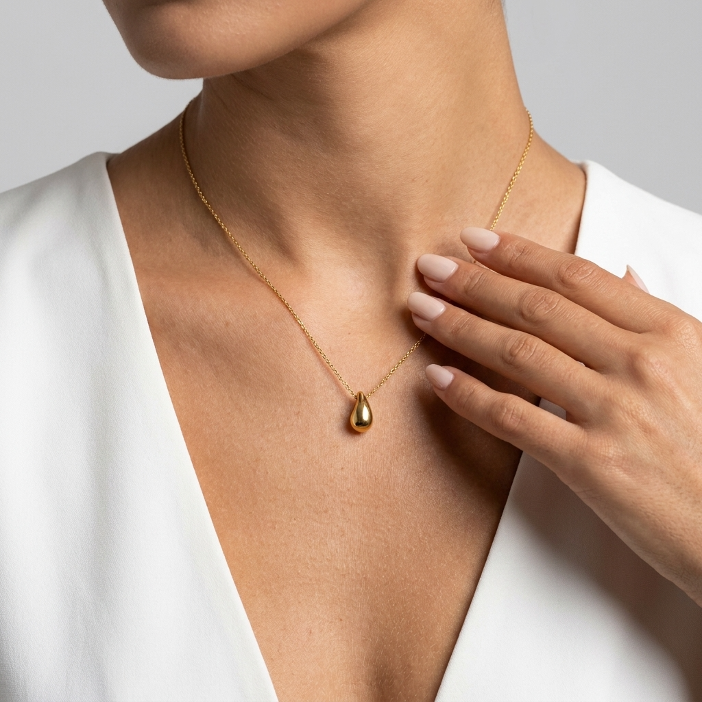 Mira Gold Necklace