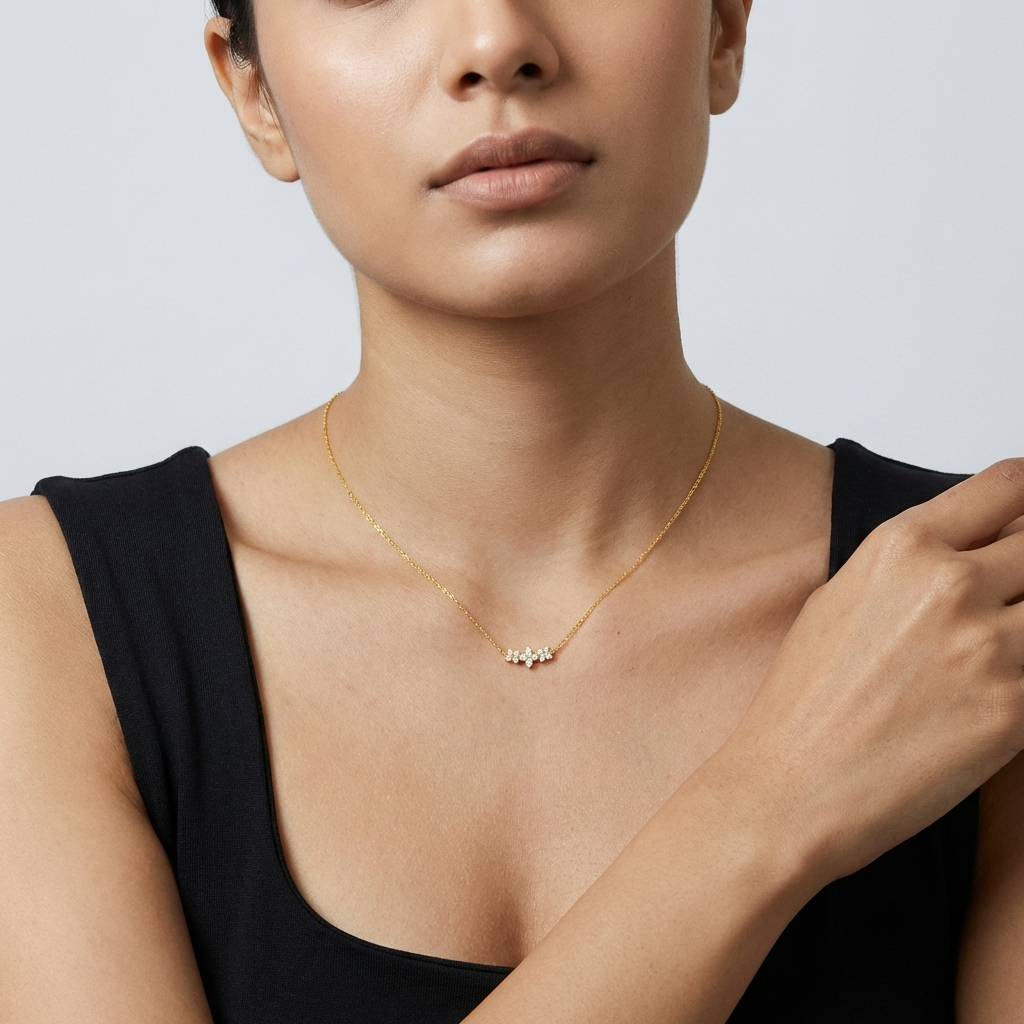 Isla Triple Clover Necklace