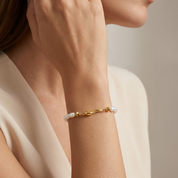 Elira Pearl Bracelet