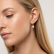 Luna Pearl Earrings