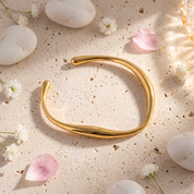 Aria Gold Bangle