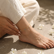 Nina Shell Clover Anklet
