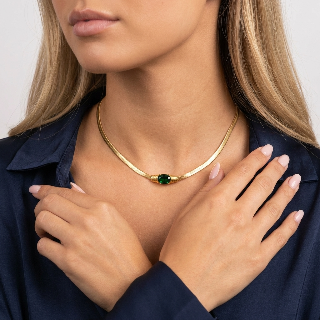 Zelina Crystal Necklace