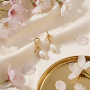 Orla Pearl Earrings