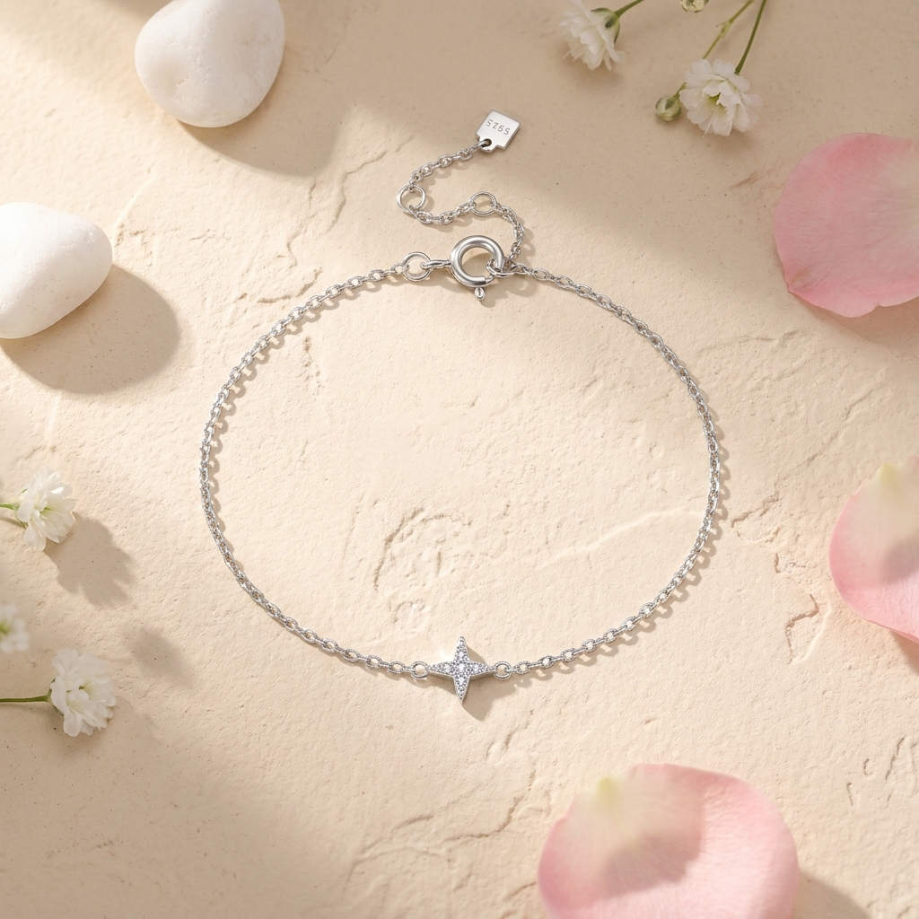 Noelle Star Bracelet