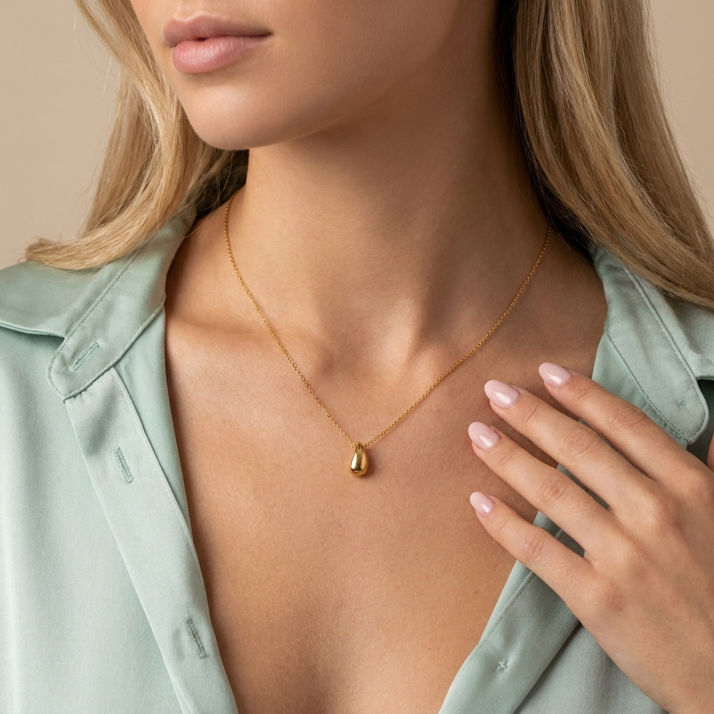 Mira Gold Necklace