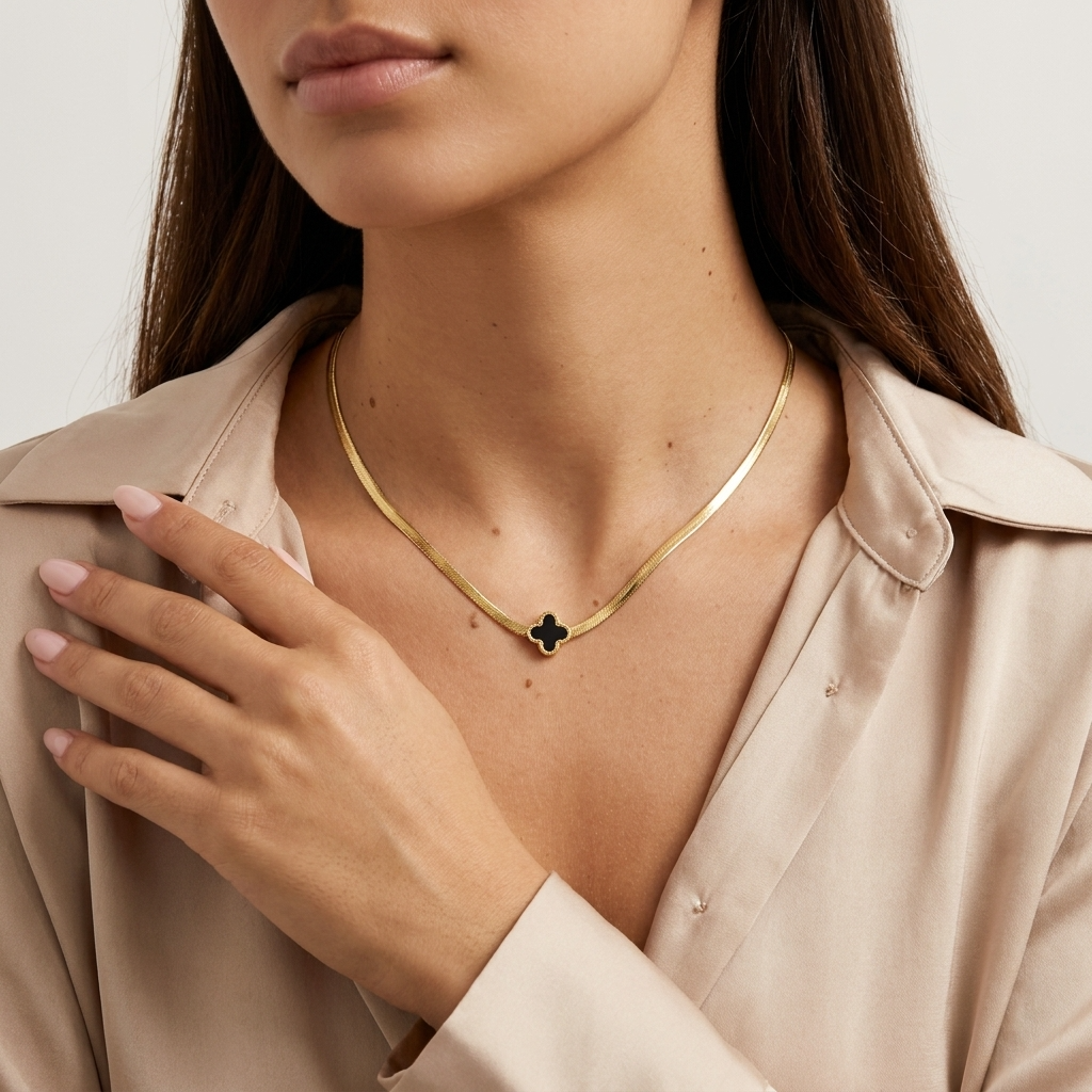Azalea Lucky Clover Necklace