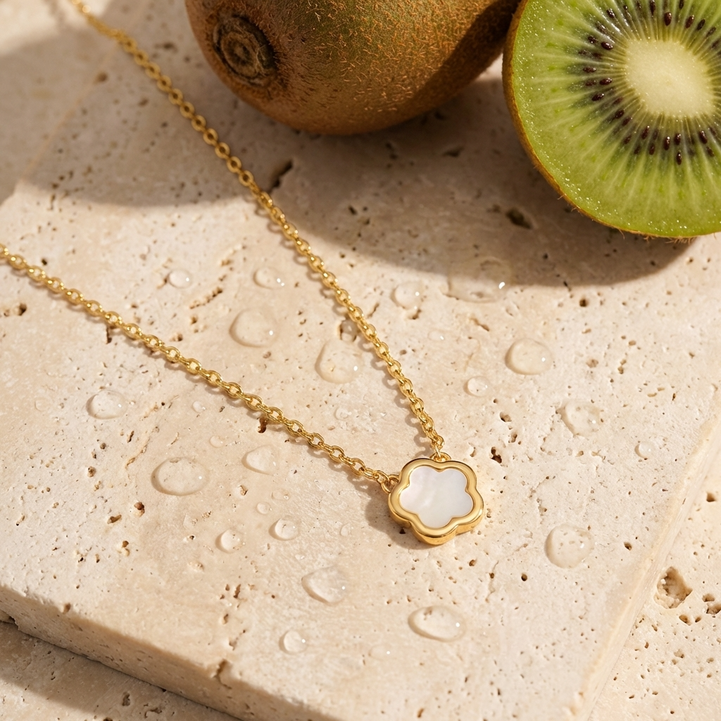 Amélie Clover Necklace
