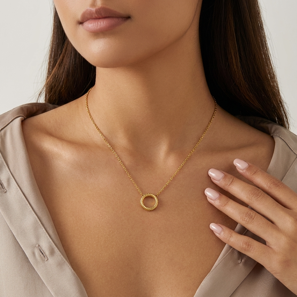 Cirra Halo Necklace