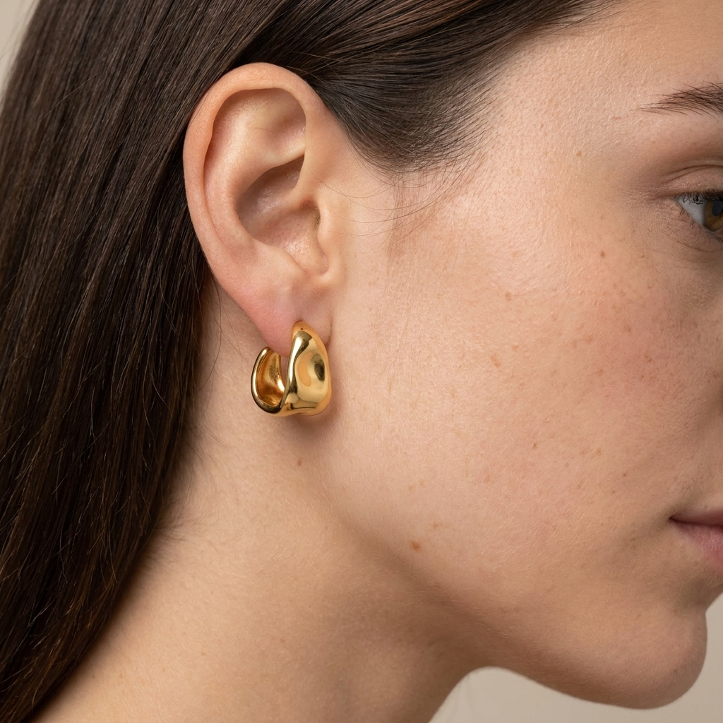 Chloe Gold Wavy Hoops