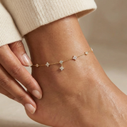 Ophelia Sparkling Clover Anklet