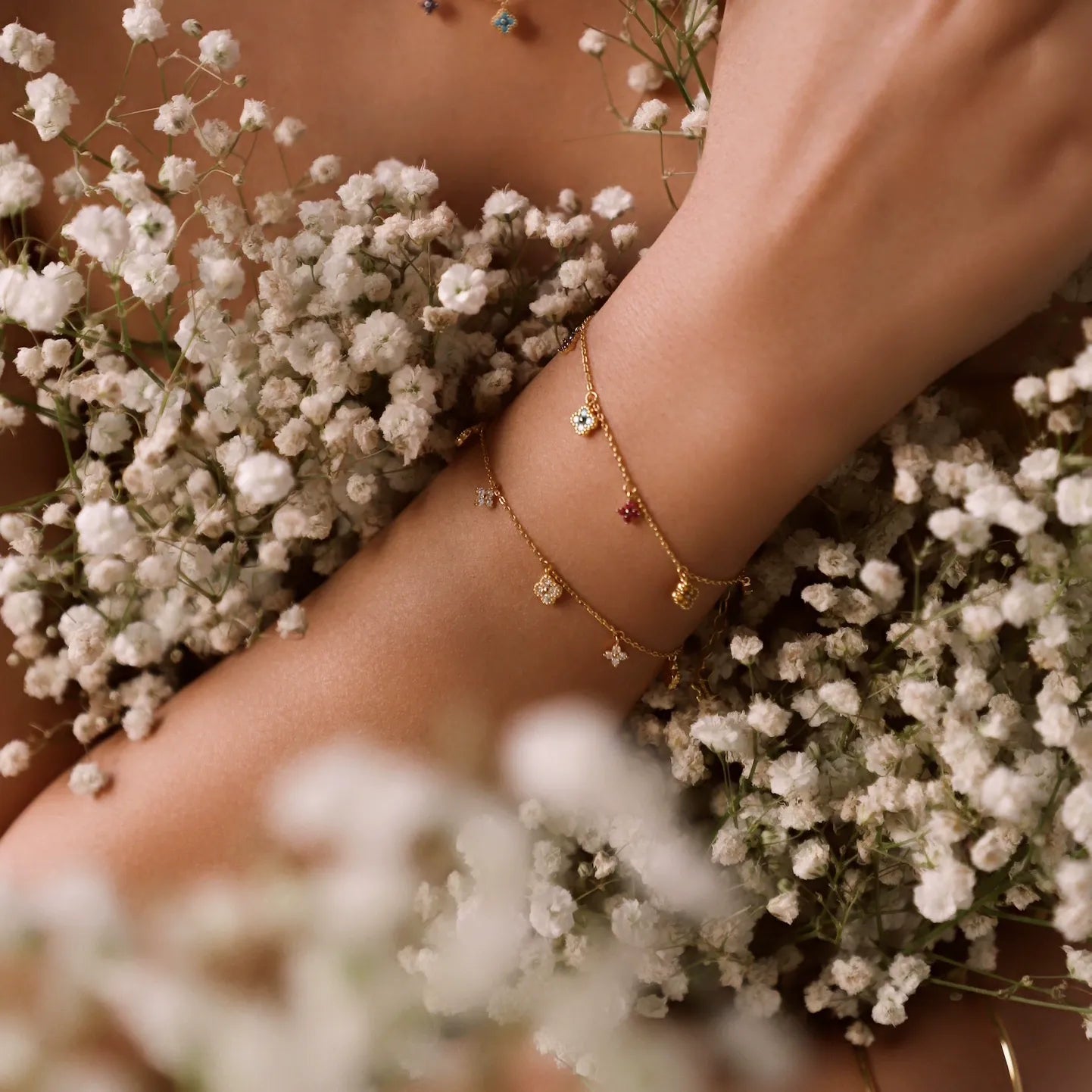 Élise Shine Charm Bracelet - Bracelet - Gold - 5