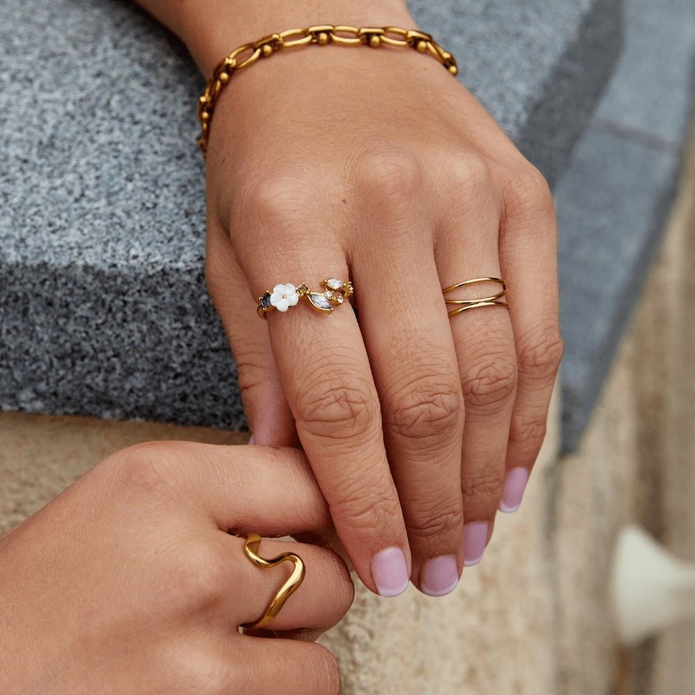 Elodie Blossom Ring - Ring - US 6 | UK L - 3