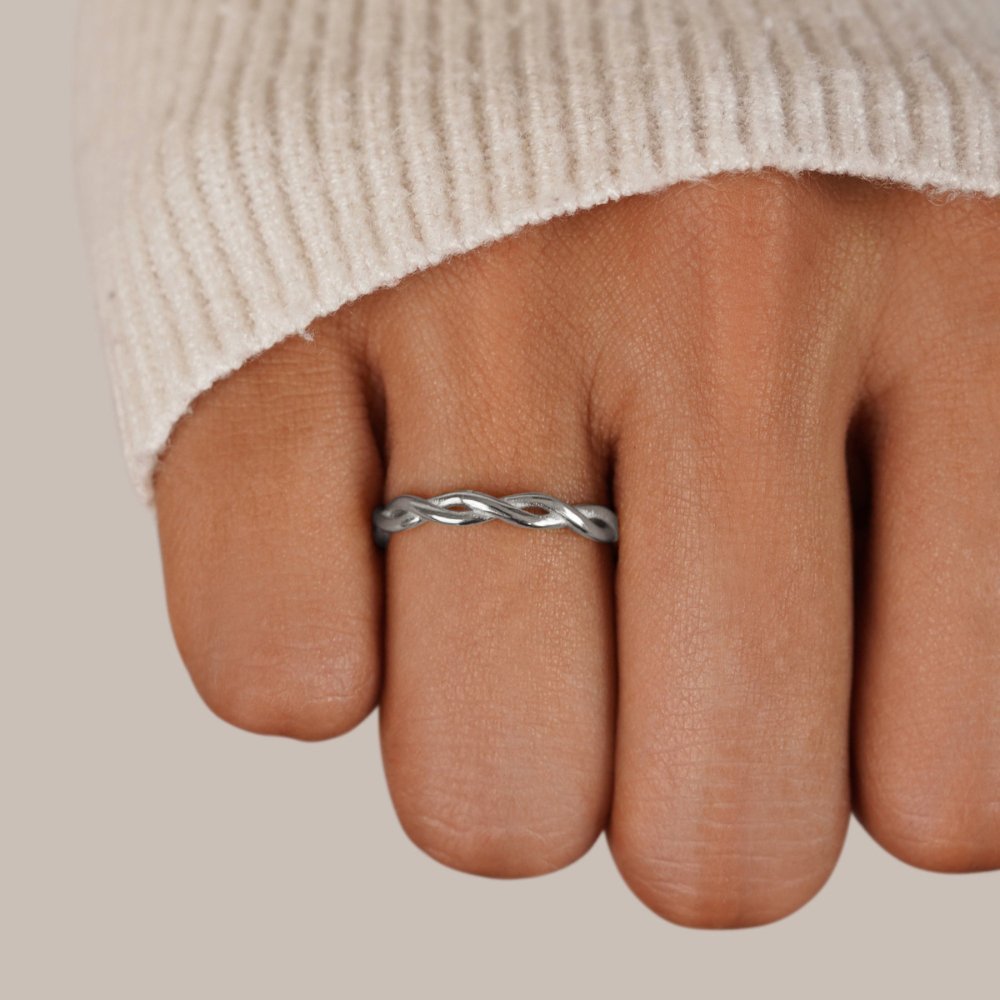 Helena Twisted Ring - NAVALLIRing