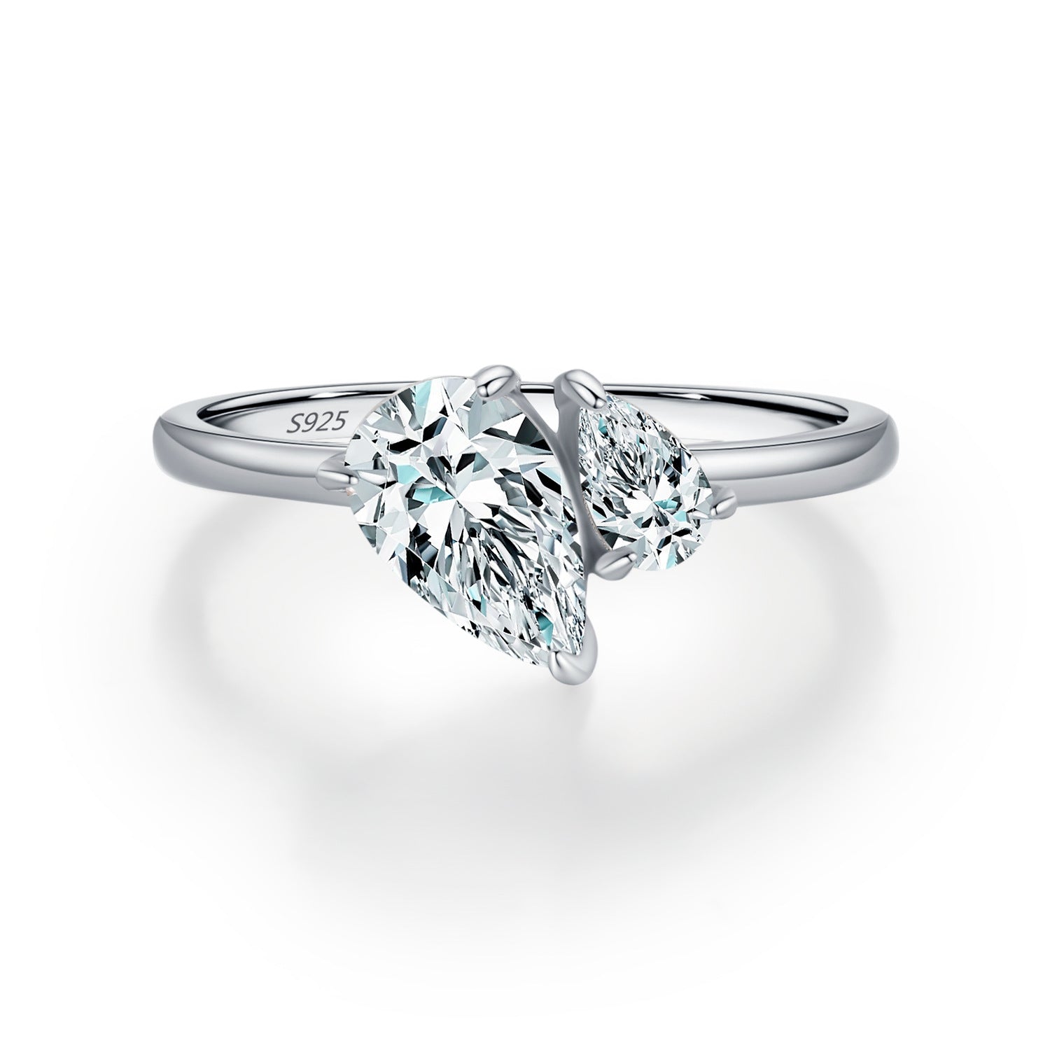 Inaya Silver Ring - NAVALLI