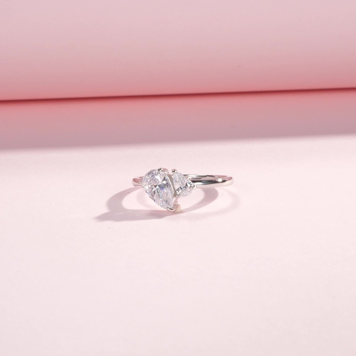 Inaya Silver Ring - NAVALLI