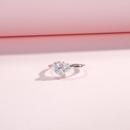 Inaya Silver Ring - NAVALLI