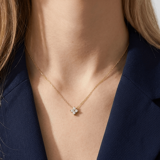 Isla Spark Pendant Necklace - Necklace - Gold - 1