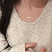 Isla Spark Pendant Necklace - Necklace - Gold - 2